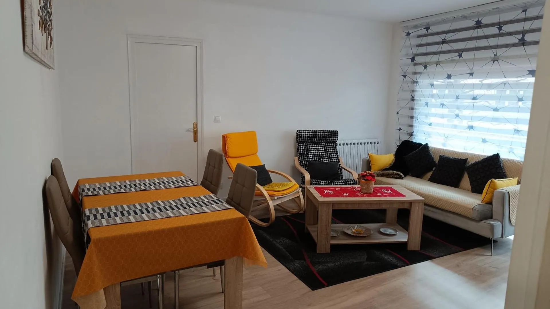 Apartamento Estel La Seu d'Urgell 0*,  Spain